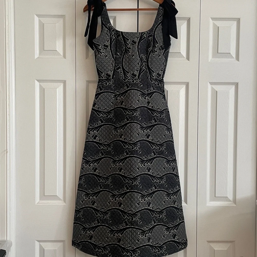 Antonio Melani x Jennifer Sumko Schawn Scroll Print Quilting Square Neck Dress 0